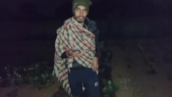 7 डिग्री तापमान क भीतर खेत म या तो किसान पावगा या फेर -4 डिग्री तापमान क भीतर जवान बॉर्डर प पावगे। #गरूवाखैरमपुर