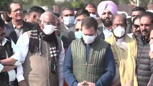 प्रधानमंत्री नरेंद्र मोदी #लखीमपुर हत्याकांड के आरोपी के पिता गृहमंत्री अजय मिश्रा को तत्काल #बर्खास्त करें राहुल गांधी