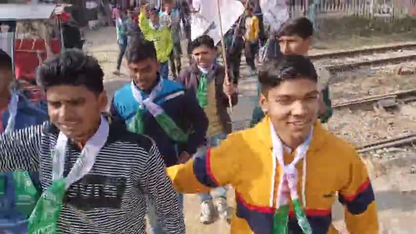 #rld छात्र सभा द्वारा लगाते गए #जितेन्द्र_प्रताप_सिंह जिंदाबाद के नारे।
#धनौरा_विधानसभा