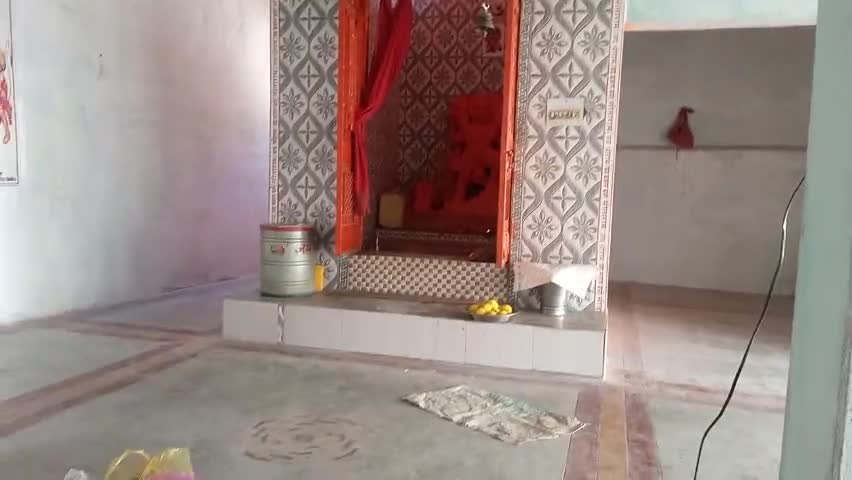 बिकौरा:-हनुमान मंदिर मे समाजसेवियो ने कडाके की ठण्ड मे  करवाया #सुन्दर काण्ड
#हनुमान_मंदिर_बिकौरा