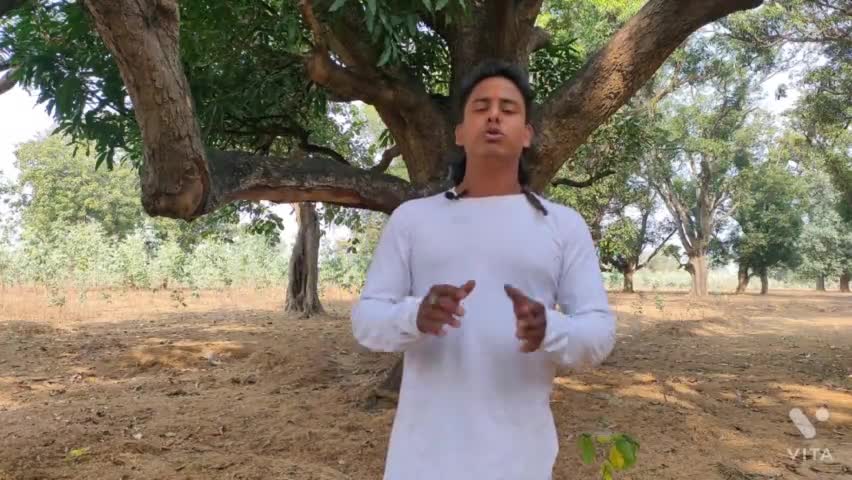 मेरे वीडियो से मेरे मूल व्यक्तित्व का अनुमान ना लगाएं, मेरे विषय में अधिक जानकारी के लिए मेरे साथ समय बिताए... आनंद ##om