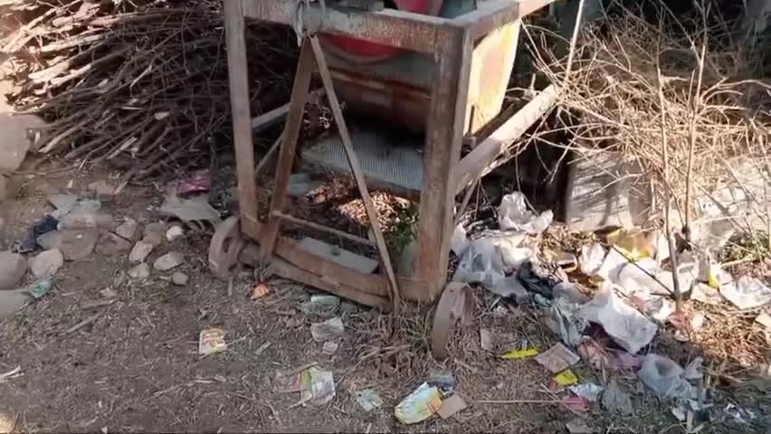 टीकमगढ़: स्वच्छता अभियान की उड़ाई जा रही है धज्जिया
#स्वच्छताअभियान#ग्रामपंचायत #new_news #tikamgarh_news