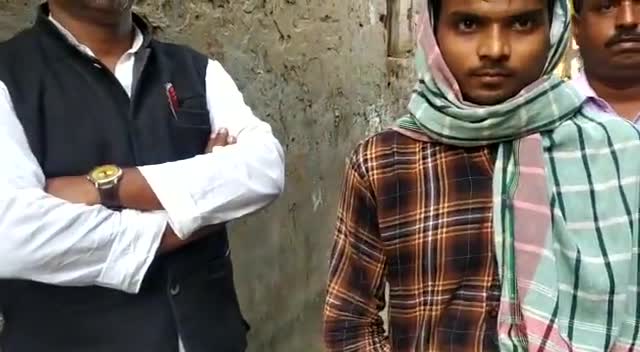 यहां पर घटना हुई है और एसडीपीआई (SDPI) के टीम मामला में जुट गए ही#SDPI 
#satyamnews #satyamnews 
#madhepura #sarsha
