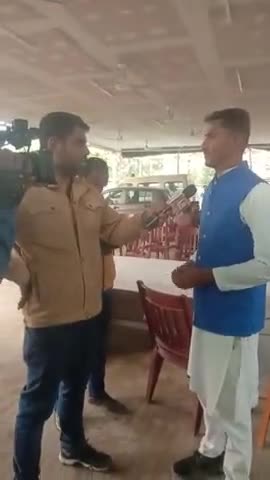 संगठन सिर्फ़ जनसमूह नही होता...
कार्यकर्ताओं की भावनाओं का मंदिर होता है || 
#crljp #leadership #mediabite