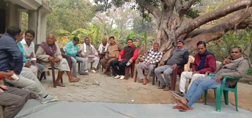 #सहदुल्लहपुर_धोबौली में भाजपा नेता हरेश कुमार सिंह ने किया प्रधानमंत्री नरेन्द्र मोदी जी के #मन_की_बात कार्यक्रम आयोजित।