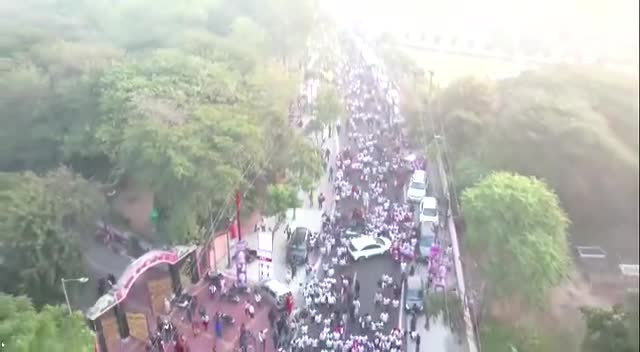 परिवर्तन की इस लड़ाई में यूपी की बेटियां तैयार है
#लड़की_हूँ_लड़_सकती_हूँ 
#AaRahiHaiCongress ✋
