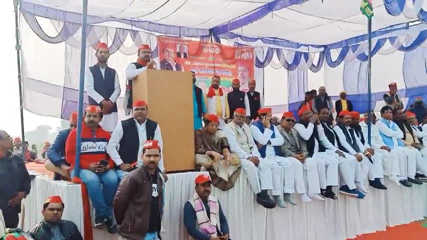 मोदी जी सुन लीजिए हमारे पदाधिकारी हम जैसे छोटे कार्यकर्ताओं को सुनने भी आते हैं अपने हरजे खर्चे पर!
#NoMoreBJP