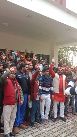 #कन्नौज #समाजवादी #लोहिया #वाहिनी #जिलाध्यक्ष #अंशू_पाल_जी ने सक्रिय कार्यकर्ताओं को पद वितरित किए
#anshupal372