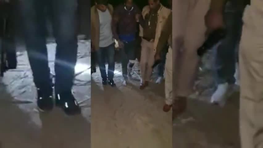 सिपाही के साथ मारपीट कर रायफल लूटने वाले दूसरा बदमाश एनकाउंटर में हुआ गिरफ्तार।
#bijnorpolice #uppolice #bijnor