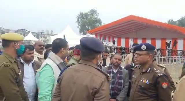खलीलाबाद: युवा #भाजपा नेता #अंकुर तिवारी ने #गृह मंत्री के #कार्यक्रम स्थल का किया निरीक्षण #सुरक्षा व्यवस्था कर लिया जायजा।