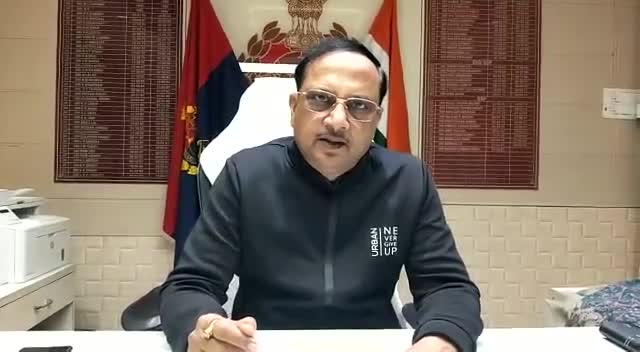 आगरा: #थाना_ताजगंज क्षेत्र में एटीएम चोरी की घटना का सफल अनावरण करते हुए मुठभेड़ में अभियुक्तों की गिरफ्तारी के संबंध बाइट.