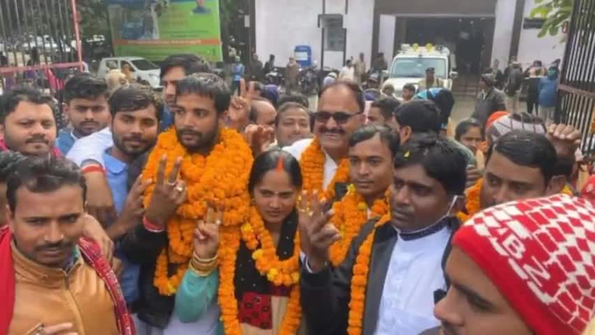 #डुमरिया प्रखंड का प्रमुख संतोष कुमार गुप्ता को बनाया गया