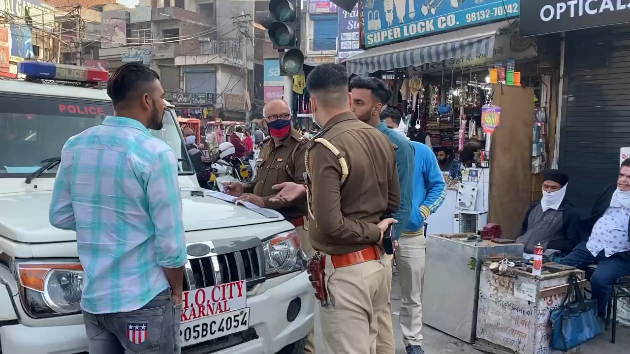 करनाल: कोरोना के बढ़ते मामलों को देखते हुए करनाल पुलिस भी हुई सख़्त, बिना मास्क के घूम रहे लोगों के काटे चालान #coronavirusindia #karnalupdate