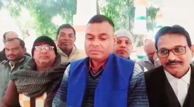 सावित्रीबाई फुले की जयंती मनाने के उपरांत मीडिया को संबोधित करते  राजद नेता #विनय कुशवाहा