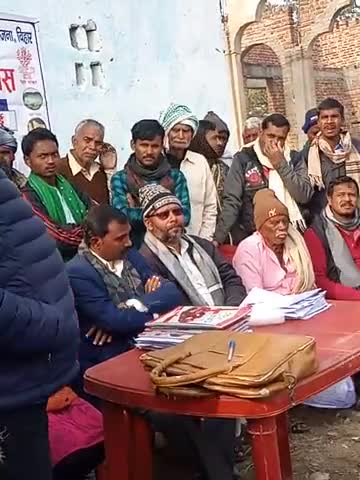 खैरा: गोली पंचायत के बोझायत् गाव मे #महात्मा गांधी राष्ट्रिया ग्रामीण रोजगार गारंटी योजना (Bihar)के अंतर्गत रोजगार दिवस मनाया
