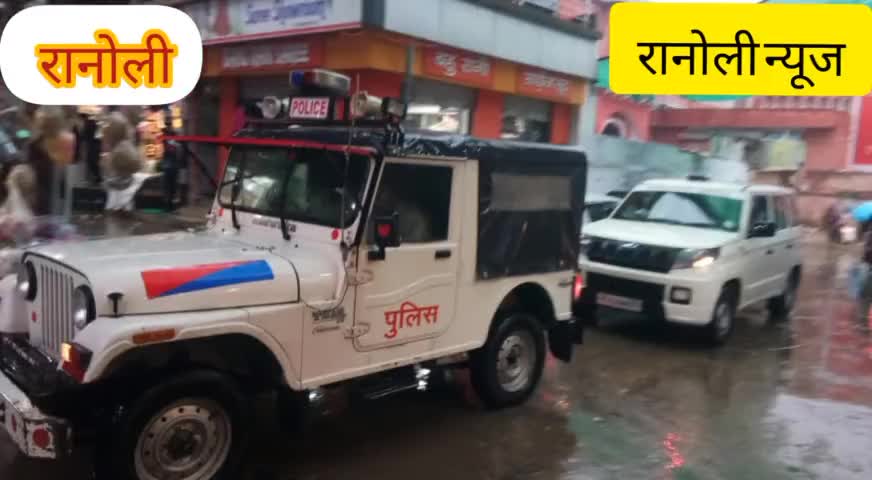 दांतारामगढ़: #RANOLI रानोली व पलसाना क्षेत्र में पुलिस ने फ्लैग मार्च कर आमजन को कोरोना गाइडलाइन की पालना करने का दिया संदेश