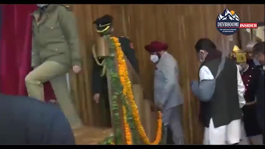 देहरादून: धामी सरकार आई सवालों के कटघरे में
#devbhoomiInsider #news_ #newsindi