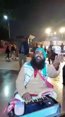ये शख्स अपनी कलाकारी से लोगों को करा रहा भाजपा की, योजनाओं से अवगत#BJP-Moradabad#bjputtarprades #india247livetv