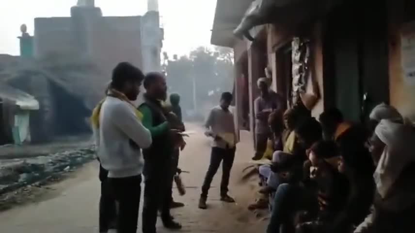 आरक्षण बचाओ आंदोलन को सफल बनाने के लिए लगातार सुबह 7 बजे से रात 8 बजे तक जन सम्पर्क कर रहा हूँ -- अनिरुध्द सिंह विद्रोही #आरक्षण #जातिजनगणना #निजीकरण
