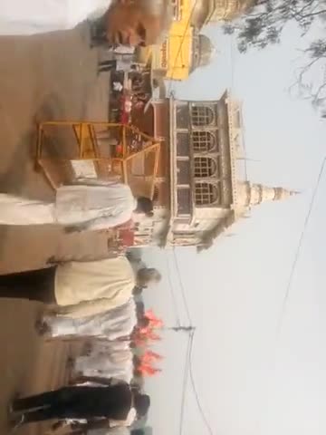 होशंगाबाद सेठानी घाट पर कर्मचारियों के साथ आर्य समाज अमर रहे ओम का झंडा ऊंचा रहे के नारों के साथ आनंद लेते #झाड़मऊ#दरबार गजराज सिंह जी नरेंद्र सिंह जी के साथ