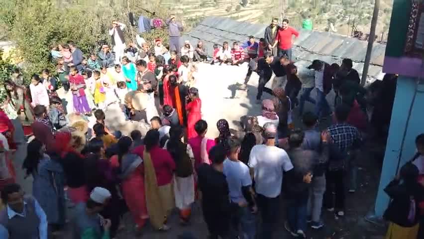 #Paharinati #Pahadi #himachalpradesh #himachalnew #nationalpressday