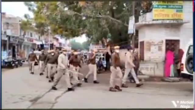 ओसियां: पुलिस ने निकाला
  कोरोना  जागरूक अभियान

#jodhpur #news #rajasthan #tinwari #mathaniya #osiya #india  #lohawat