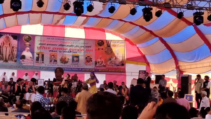 सिहोनिया जी में हुआ जैन प्रतिभाओं का सम्मान बड़ी धूमधाम से...


#jainnews #news #success