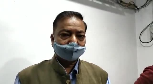 KCC के पैसे जमा करने के बाद भी किसान बैंक प्रबंधन से परेशान
 कोलारस भारतीय स्टेट बैंक #sbibank #kisanvirodhisarkar