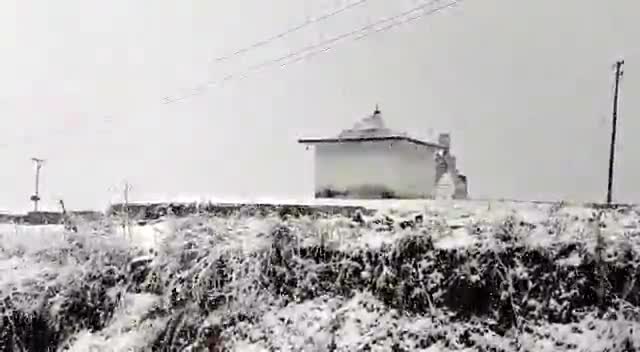 थलीसैंण: thalisain क्षेत्र मैं बर्फबारी #uttarakhand #pauri #thalisain