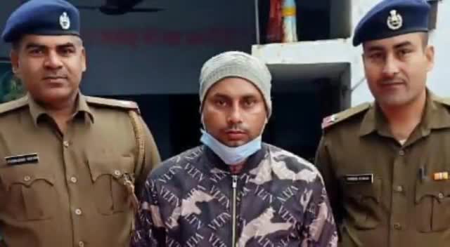 भिवानी: थाना शहर पुलिस भिवानी ने बंसीलाल पार्क के सामने से एक व्यक्ति को नशीले पदार्थ के साथ किया गिरफ्तार#crimenews #ndps