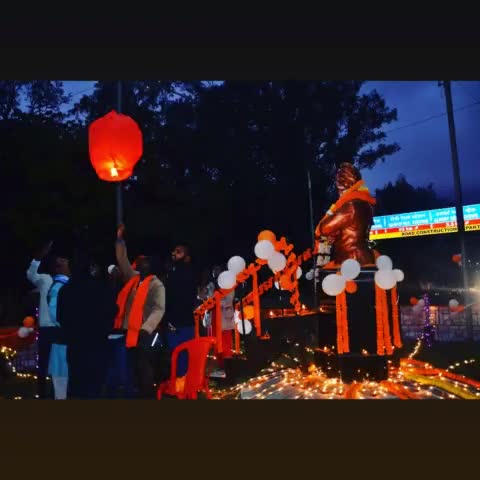 धूमधाम से मनाया गया विवेकानंद महोत्सव समाज के हर वर्ग के लोगो ने स्वामी जी को श्रद्धा सुमन अर्पित किया
#nationalyouthday