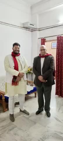 एक अच्छी पारी के साथ ।।
अपने माननीय जी  के साथ ।।
कल  *शिष्टाचार_मुलाकात*.
#हमारी_पार्टी_जन_अधिकार_पार्टी #हमारा_नेता_माननीय_बाबूसिंह_कुशवाहा #Jap4UttarPradesh #Jap4India #ABPGanga #