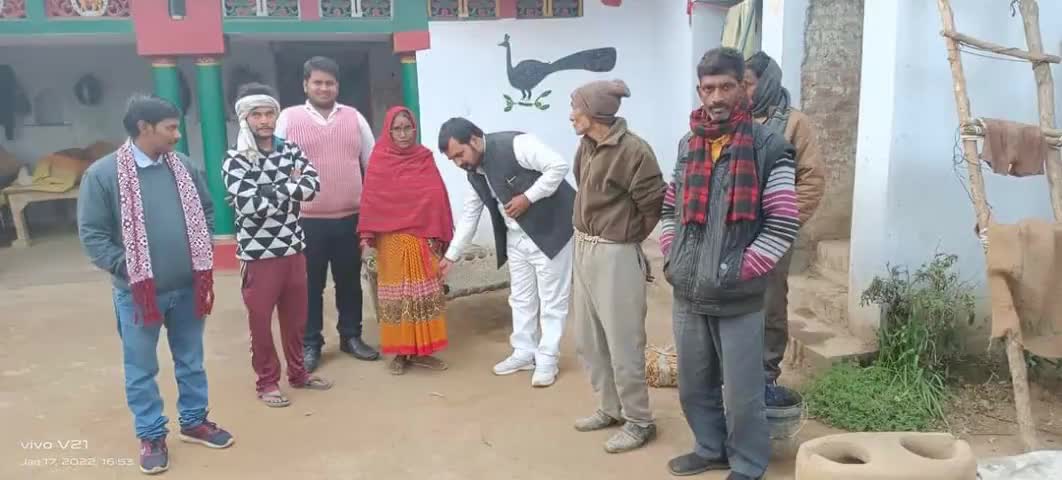 #कप्तानगंज_विधानसभा क्षेत्र में जन सम्पर्क करते हुए प्रभारी/प्रत्याशी #सुनील_मौर्य जी #जन_अधिकार_पार्टी जिन्दाबाद