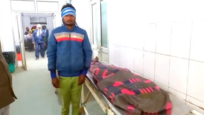 देेेवरिया: #गौरी बाजार के सिरजम चौराहे के समीप में अज्ञात वाहन की चपेट में आने से युवक की हुई मौत