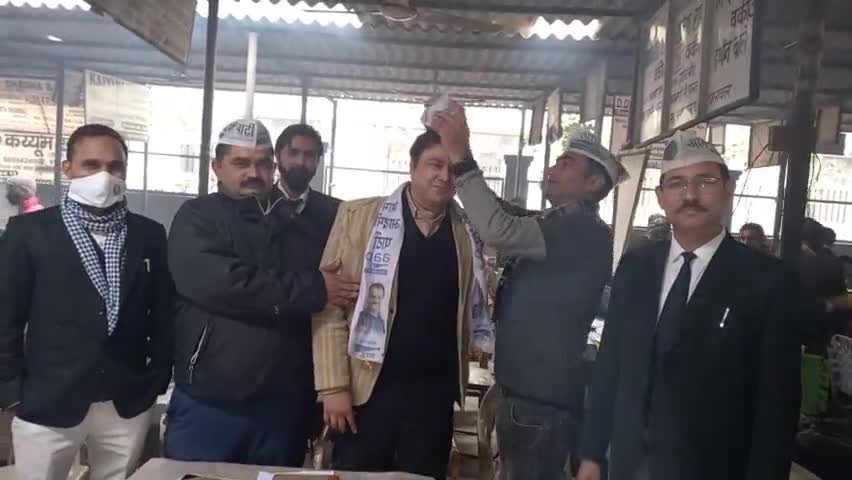 पलवल: वरिष्ठ अधिवक्ता चंद्रशेखर रावत आम आदमी पार्टी में शामिल हुए।
#palwalnews
#aapharyana