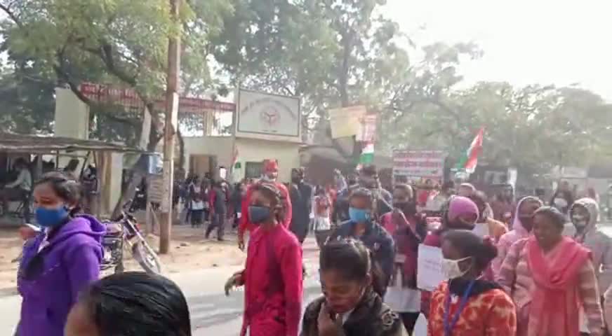 शाहिद हीरा सिंह राजकीय स्नातकोत्तर महाविद्यालय धानापुर द्वारा निकाली गई मतदाता जागरूकता रैली।
#मतदाता #जागरूकता #रैली