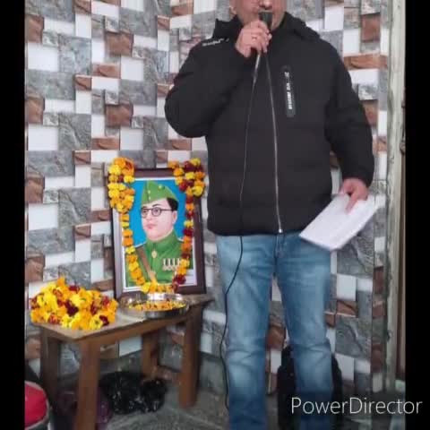 राष्ट्र के लिए अपना सर्वस्व अर्पण करने वाले माँ भारती के अमर सपूत #नेताजी_सुभाष_चंद्र_बोस जी की जन्म जयंती पर #आजाद_सेना का सादर नमन