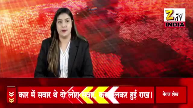 यूपी के कौशाम्बी जिले के ककोढा समीप हाइवे पर एक कार बनी आग का गोला। #adilsiddiqui 
#manjhanpur #kaushambi