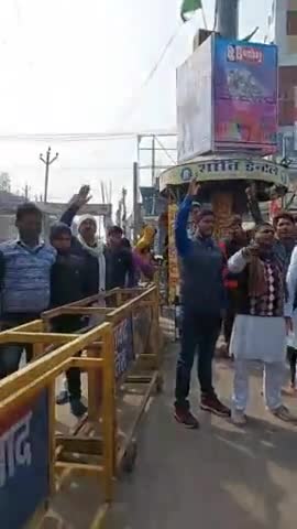 जहानाबाद: छात्रों के बंदी को समर्थन जहानाबाद विधायक 

★#RRB_NTPC में 20 गुना रिजल्ट दो
★रेलवे ग्रुप-डी में एकल परीक्षा हो