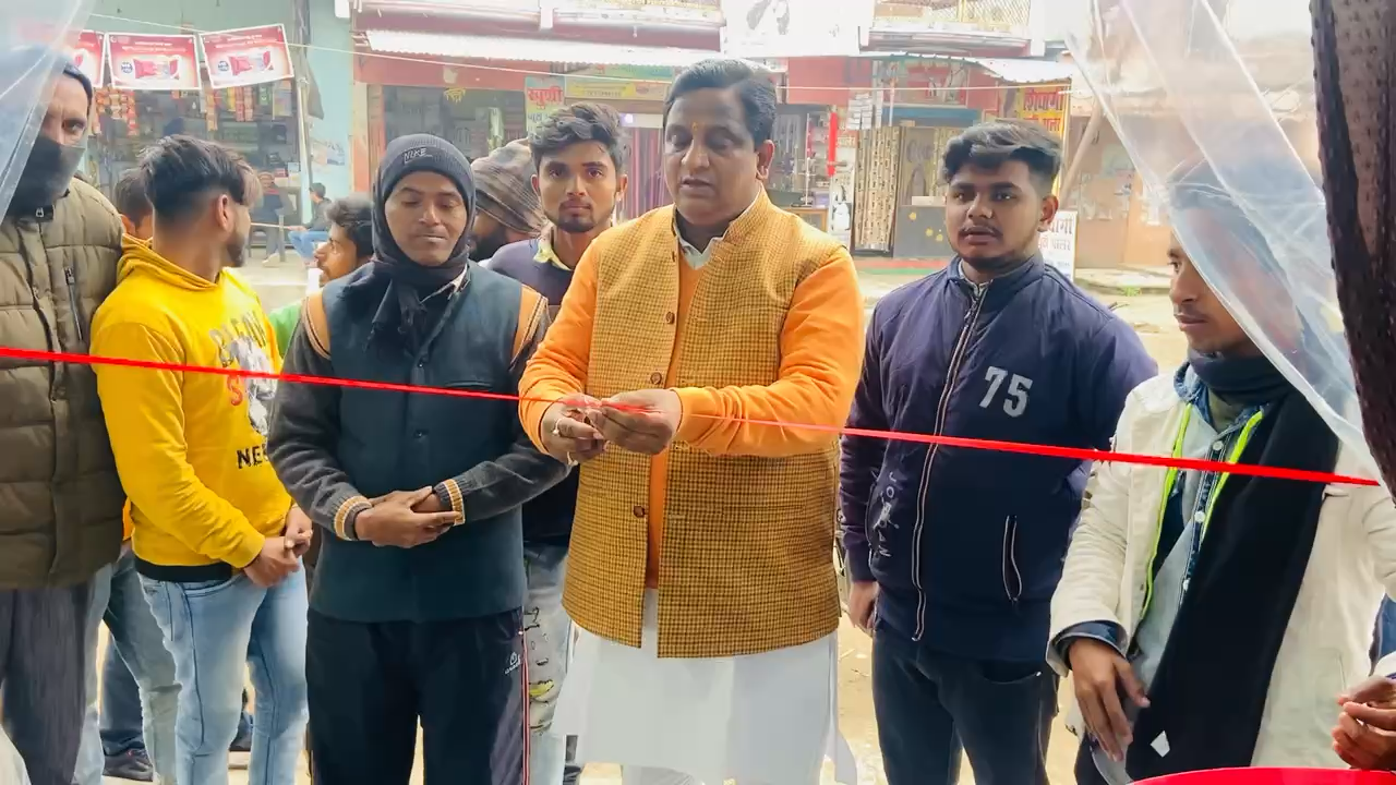 #तिकुनिया में शाप का शुभारम्भ करते राजीव गुप्ता