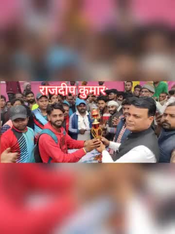 #RRB_NTPC  की परीक्षा के रिजल्ट में धांधली एवं बिहार - यूपी में आन्दोलनरत छात्रों पर हुए पुलिसिया  दमन के खिलाफ कल दिनांक 28/01/2022 को बिहार बंद का राष्ट्रीय जनता दल ने पूर्ण समर्थन किया है ।
   अतः  राजद के सभी वर्तमान/पूर्व प्रदेश पदाधिक