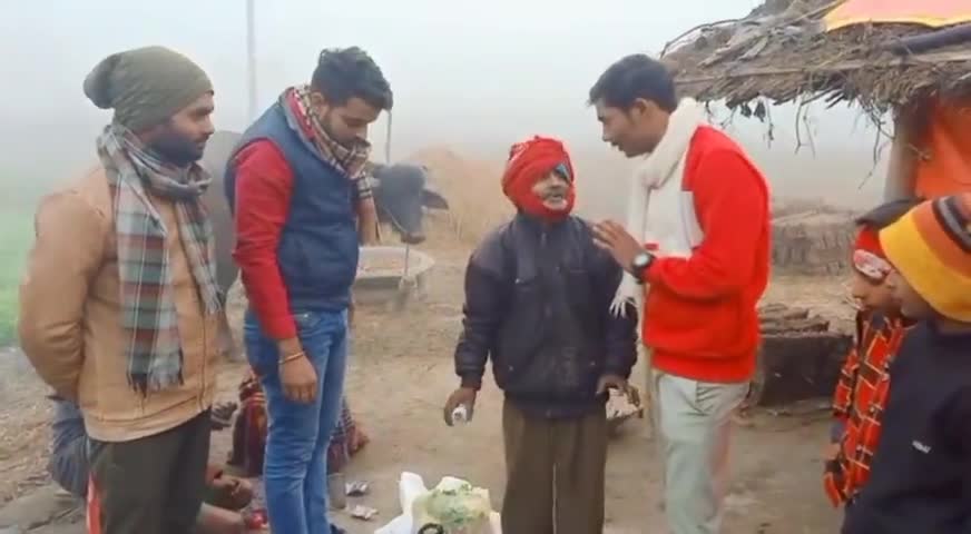 मदद पाकर रो पड़े बुजुर्ग दादा जी😔😔
#sewak #kuchaikote