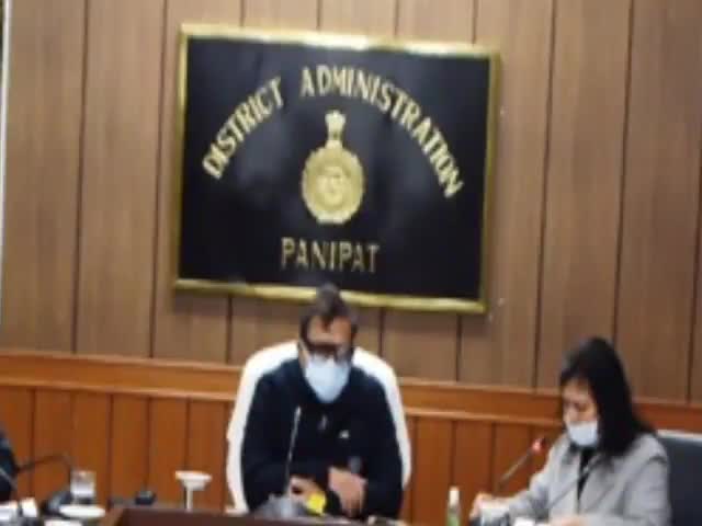 मतलौडा: महामारी अलर्ट सुरक्षित हरियाणा के तहत नई गाइडलाइन में 50% मिली छूट, 10वीं व 12वीं  की कक्षाएं 1 फरवरी से लगेगी#उपायुक्त