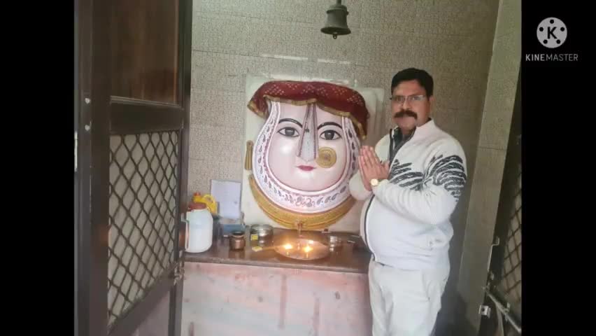 #लोहारू का इतिहास जानने के लिए जयपुर से पहुचे सूर्यप्रताप सिंह शेखावत पुत्र भवानी सिहं  शेखावत जो सीऐ के पद पर है।