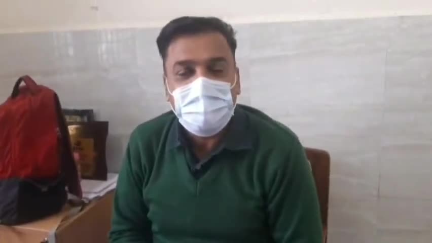 डबवाली: डबवाली में आज दो जगहों पर 152 लोगों ने ली वेक्सीन :डॉ राहुल गर्ग वेक्सीनेशन इंचार्ज #dabwalinews #कोरोना #वेक्सीन