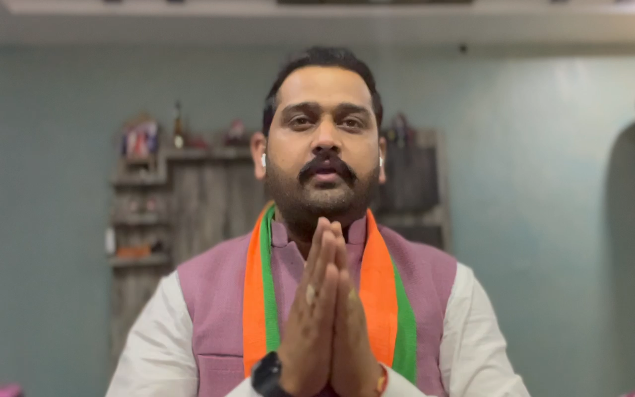सवा सौ करोड़ भारतीयों के लिए हितकारी इस बजट के लिए हार्दिक आभार।

#AatmanirbharBharatKaBudget
@रोहित नंदवाना जिला मंत्री भाजपा बारां।