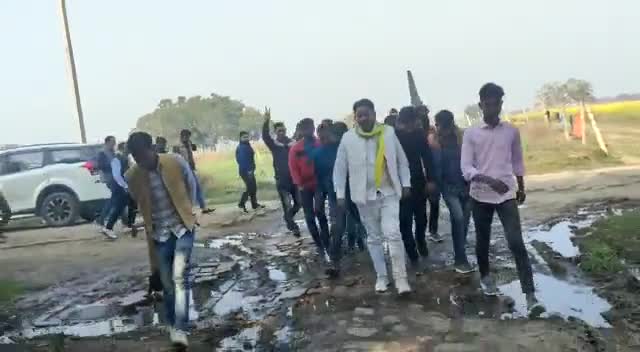 बारा विधानसभा के विभिन्न क्षेत्रों का भ्रमण कर जनता को जनसत्ता दल लोकतांत्रिक के नीतियों अवगत कराया।
#आरी रहेगी सब भारी