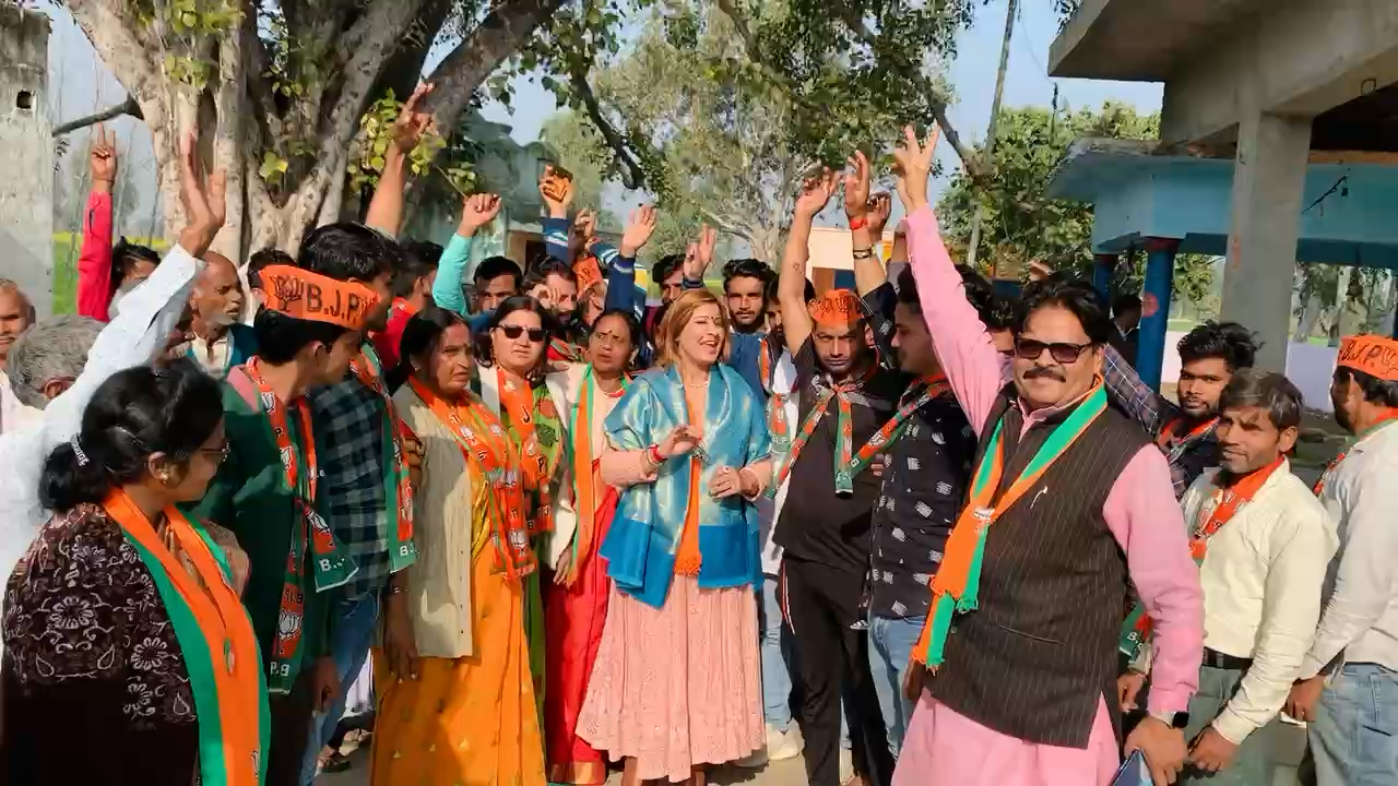 #FirstTimeVoter ने संकल्प किया हैं कि उत्तरप्रदेश विधानसभा चुनाव के निमित्त #पेसरी गॉंव के सभी मतदाता भाजपा को वोट देकर कमल खिलायेंगे।
#यूपी_मांगे_भाजपा
#घर_घर_भाजपा
