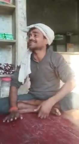 #5किलो राशन पर इतना गुमान, और 5 कुंटल सांड चरत