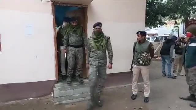 ##नकली सेल्टैक्स ऑफिसर बन कर बलु वायवसाई को ठगने वाले युवक को पकड़ कर किया जेल